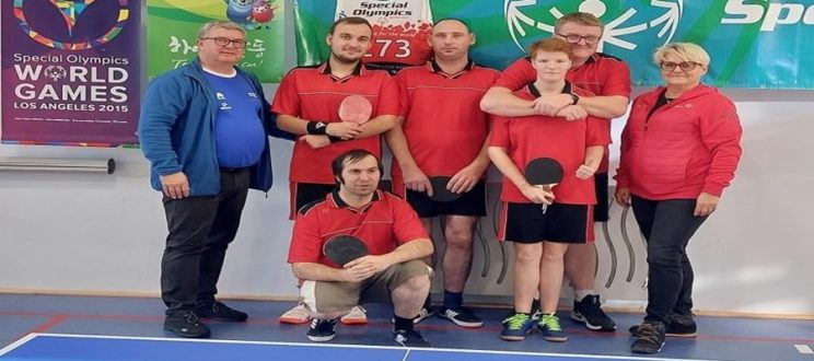 Uczniowie i absolwenci SOSW nr 3 Medalistami Turnieju Tenisa Stołowego w Chełmnie