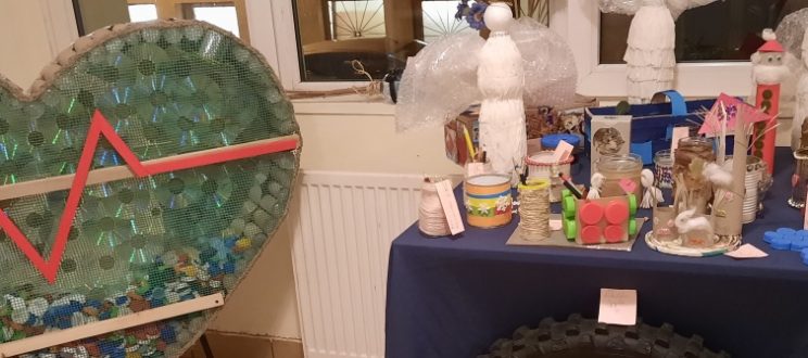 Przedmiot użytkowy wykonany z materiałów recyclingowych
