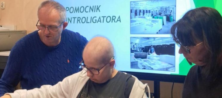 „W dorosłym świecie- przegląd wybranych zawodów dla uczniów szkoły przysposabiającej do pracy. Warsztaty z bindowania”
